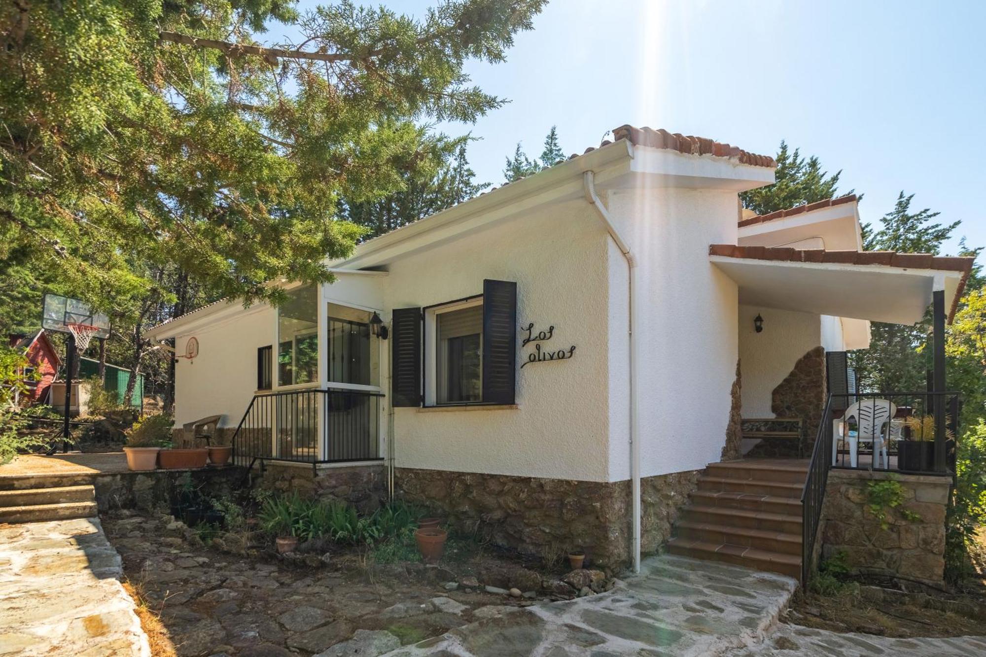 Casa Rural Los Olivos De Robledo De Chavela La Estacion Buitenkant foto